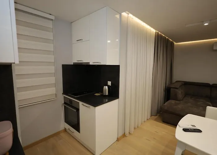 Apartamento белият дом - *